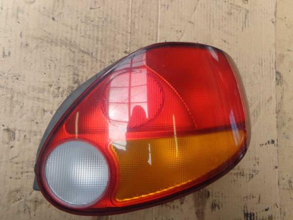 FEU ARRIERE DROIT DAEWOO SANS PARTIE ELECTRIQUE - Vue 1